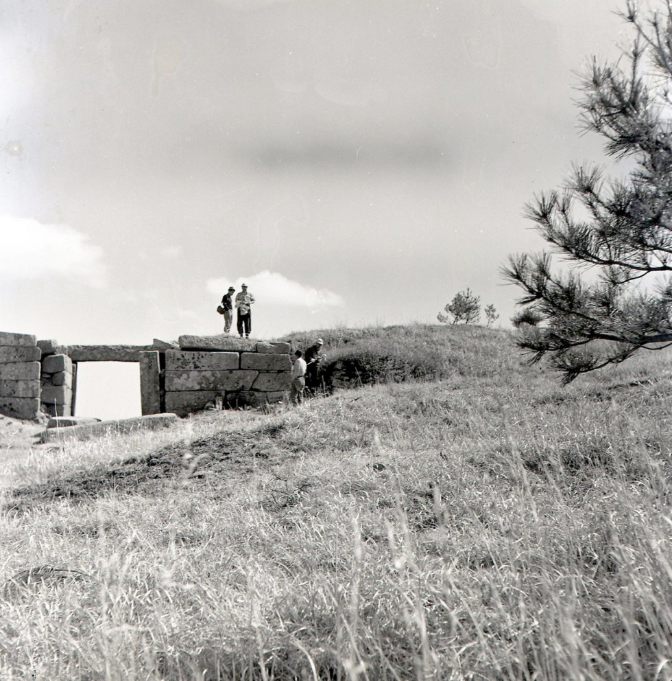 1964_부산등산대회4_북문.jpg