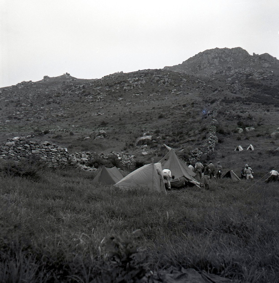 1964_부산등산대회5_북문 캠프.jpg