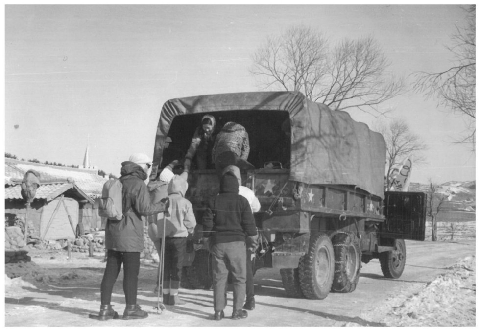 1959 이화여자대학교산악부 스키 강습4_1.jpg