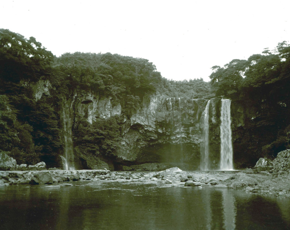 11-정방폭포.jpg